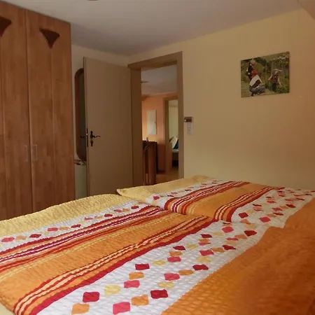 Ferienweingut Rainer Hirschen Burg (Bernkastel-Wittlich)