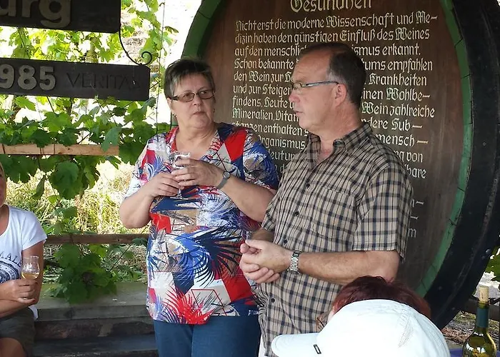 Ferienweingut Rainer Hirschen * Burg (Bernkastel-Wittlich)