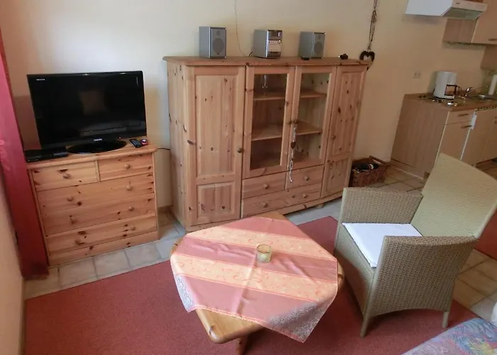 아파트 Ferienweingut Rainer Hirschen *