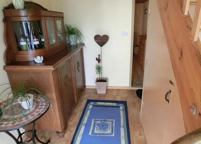 Ferienweingut Rainer Hirschen *