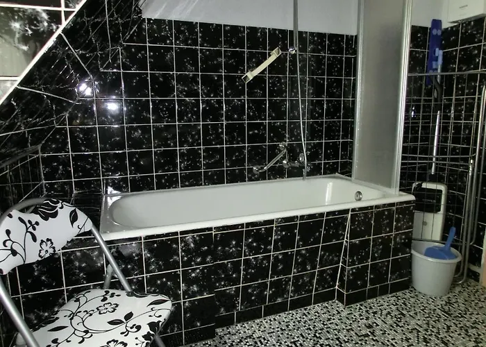 Ferienweingut Rainer Hirschen 아파트