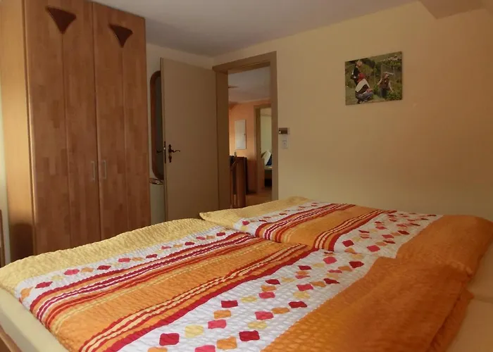 Ferienweingut Rainer Hirschen Burg (Bernkastel-Wittlich)