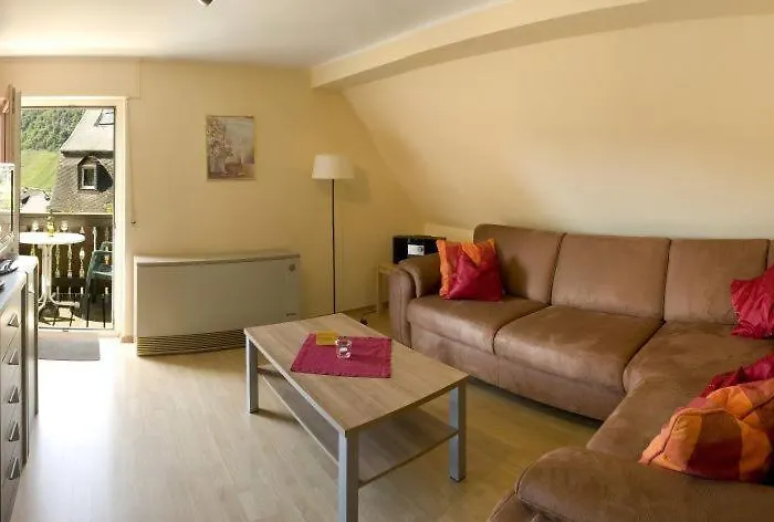 Ferienweingut Rainer Hirschen Burg (Bernkastel-Wittlich)